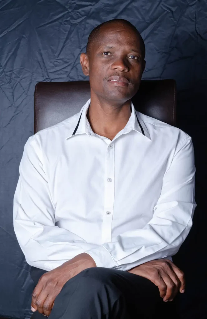 An adviser seated in a leather chair
